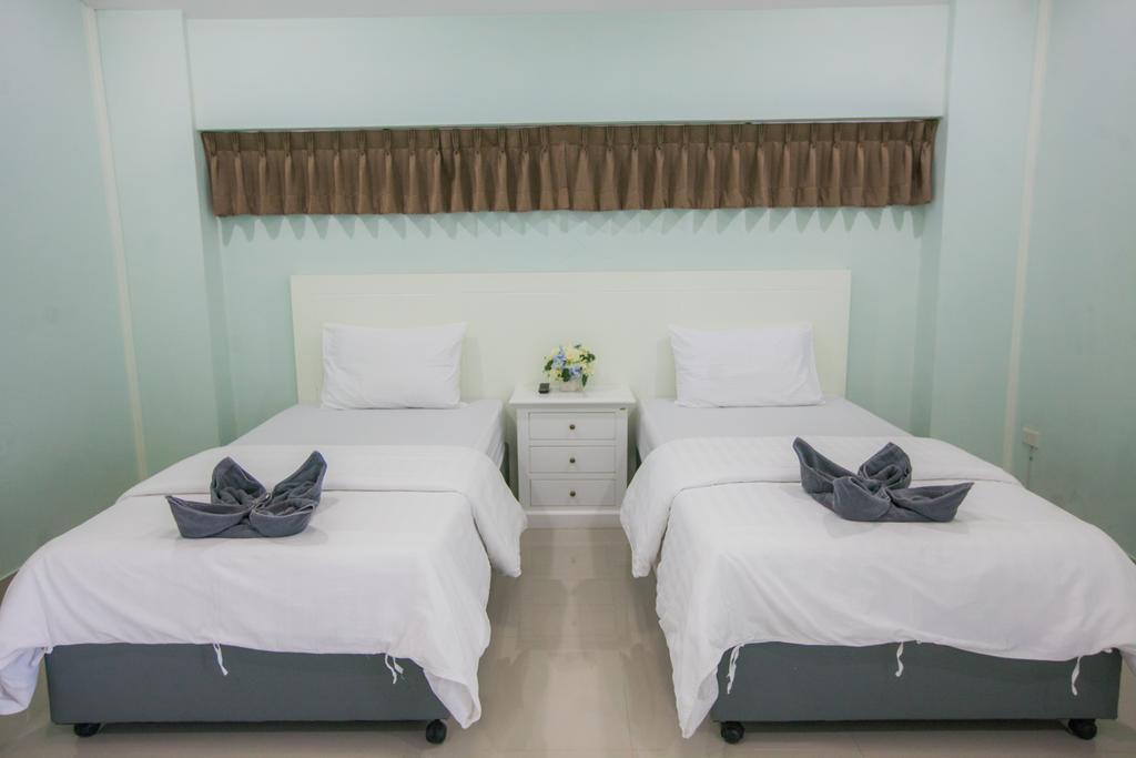 Grand Charoonrat Apartment Sara Buri المظهر الخارجي الصورة